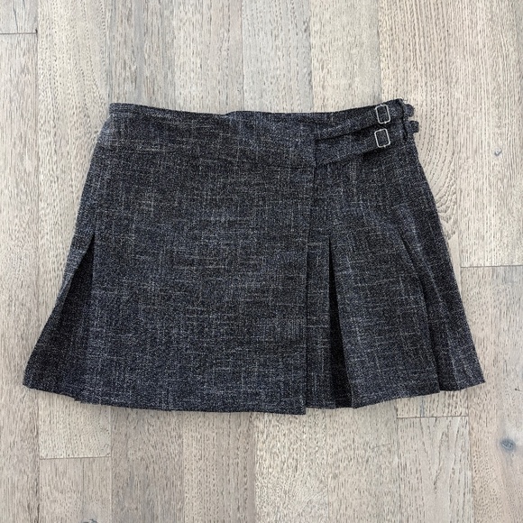Max Studio Pleated Tweed Mini Skirt - Back/Charcoal Size XL - Picture 2 of 12